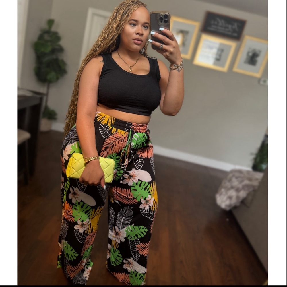 Tropical Print Wide-Leg Pants